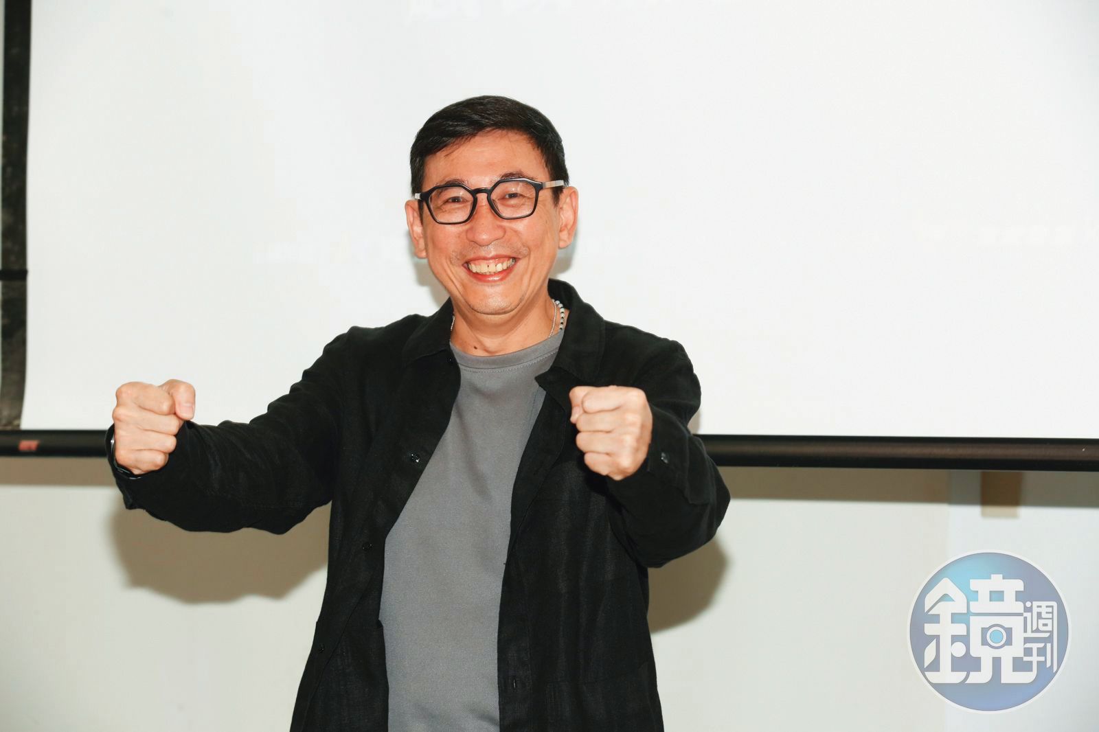 落跑被抓包／男星貪杯「醒來躺沙灘」　一人喝茫放鳥全劇組