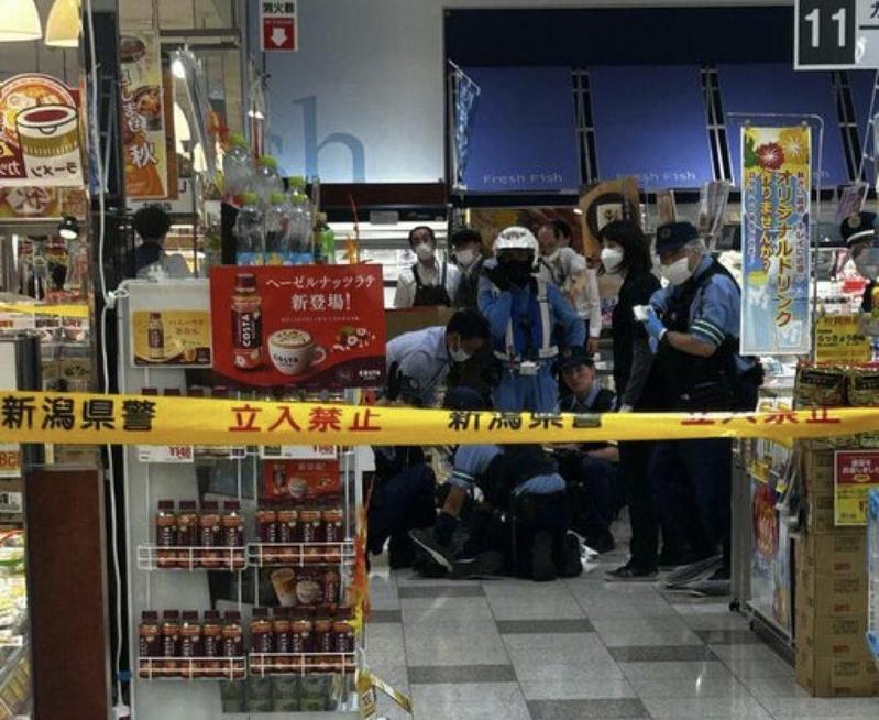 新潟商場驚傳隨機砍人 男高生持刀刺傷3名女性當場被捕