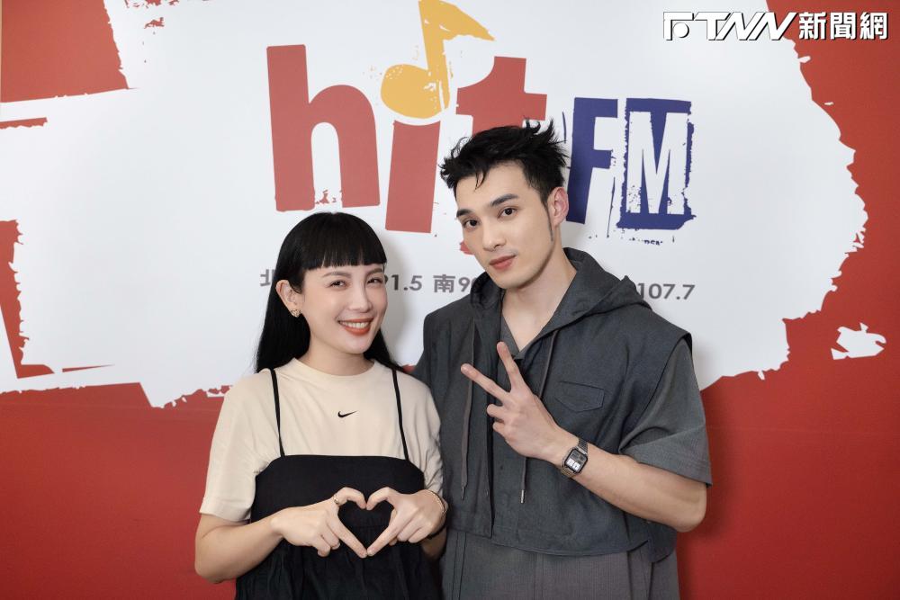 黃偉晉不藏了!直播突「露毛」大叫 魏如萱嚇傻:不敢直視