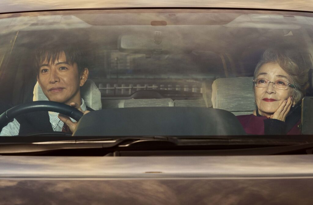 木村拓哉化身計程車司機重逢「蘇菲」　日資深演員曝常偷窺他的眼睛
